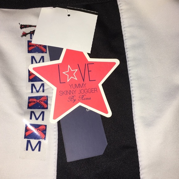 Love pants, white color Size Juniors M - Picture 8 of 8